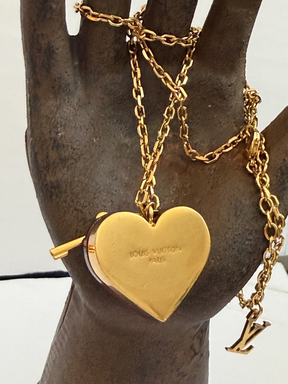 Louis Vuitton Gold Chain Necklace with Burgundy Heart Padlock - Picture 4 of 16